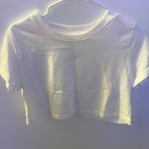white crop tee